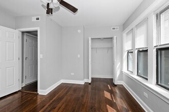 7117 S East End Ave in Chicago, IL - Building Photo - Building Photo