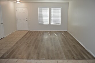 2150 W Sunset Surprise Ct in Tucson, AZ - Building Photo - Building Photo