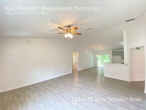 12349 SE 67th Terrace Rd in Belleview, FL - Building Photo - Building Photo