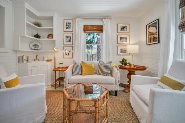 property at 3228 Bannon Ave