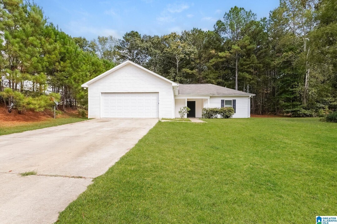 12817 Abby Ln in Mc Calla, AL - Building Photo