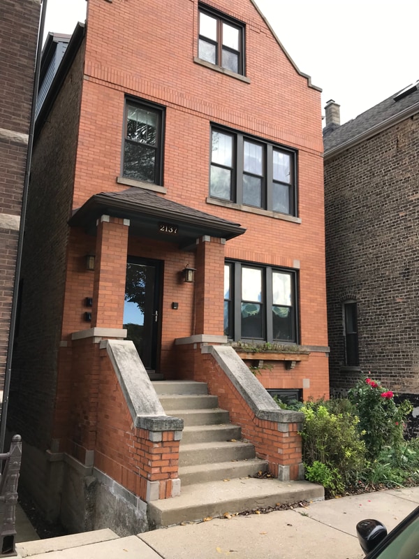 property at 2137 N Oakley Ave