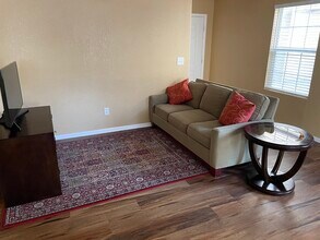 7951 S Kittredge Way in Englewood, CO - Building Photo - Building Photo