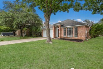 1810 Coral Dr in Cedar Park, TX - Building Photo - Building Photo