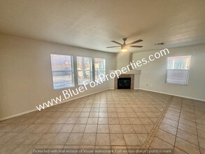 216 E Scarlet Maple St in Sahuarita, AZ - Building Photo - Building Photo