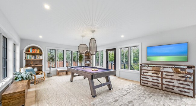 177 Bridies Path in Southampton, NY - Building Photo - Building Photo