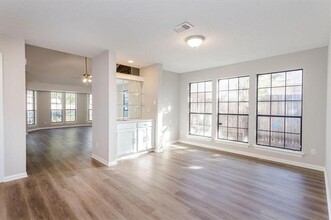 2412 Forestmeadow Dr in Lewisville, TX - Building Photo - Building Photo
