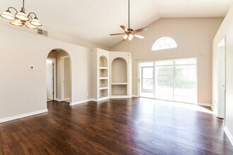 2151 Blackhawk St in Clermont, FL - Building Photo - Building Photo