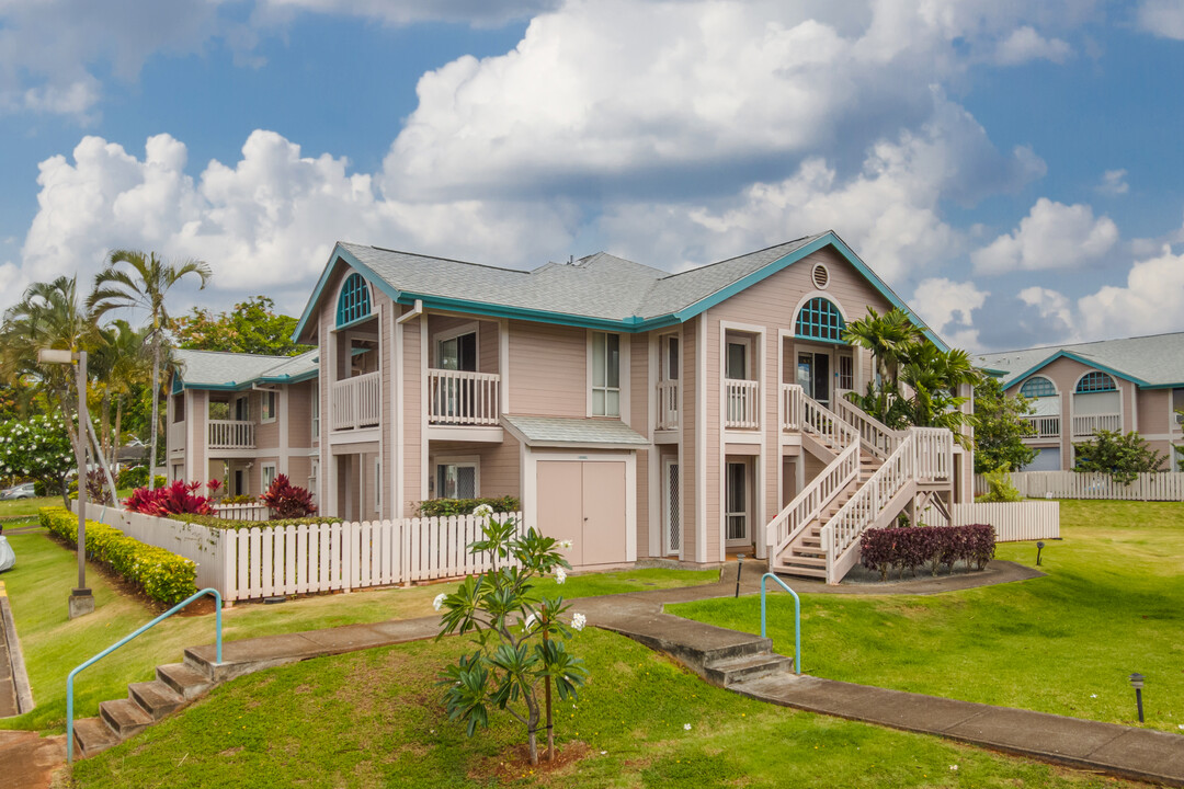 Ho'omaka Village in Waipahu, HI - Foto de edificio