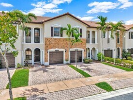 10350 NW 30th Terrace in Doral, FL - Building Photo