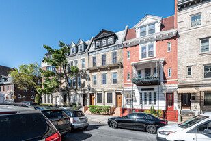 300 Brooklyn Ave in Brooklyn, NY - Building Photo