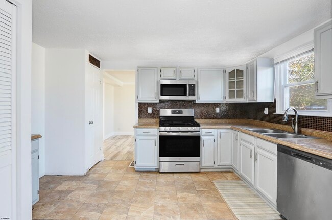 1649 N Missouri Ave in Atlantic City, NJ - Building Photo - Building Photo