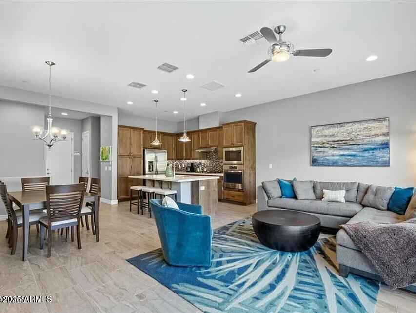 7338 E Casitas Del Rio Dr in Scottsdale, AZ - Building Photo