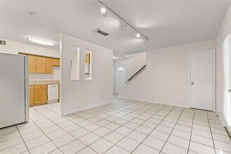 2800 Westhill Dr in Austin, TX - Building Photo - Building Photo