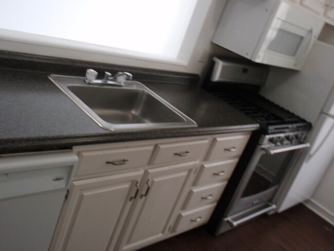 1020 Hollins St, Unit 1 photo'