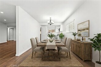 7425 Garden Grove Ave in Los Angeles, CA - Building Photo - Building Photo