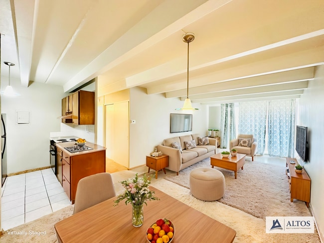 4801 E 9th Ave in Denver, CO - Foto de edificio - Building Photo