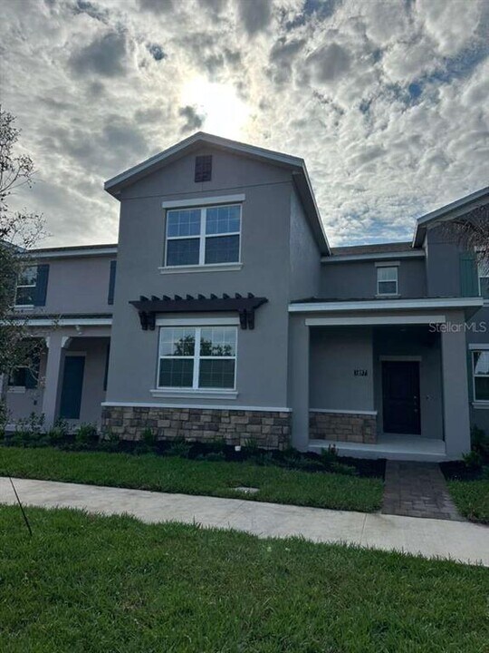 1897 Fulfillment Dr in Kissimmee, FL - Building Photo