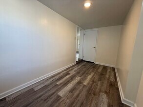 103 N Troy Ave in Ventnor City, NJ - Building Photo - Building Photo