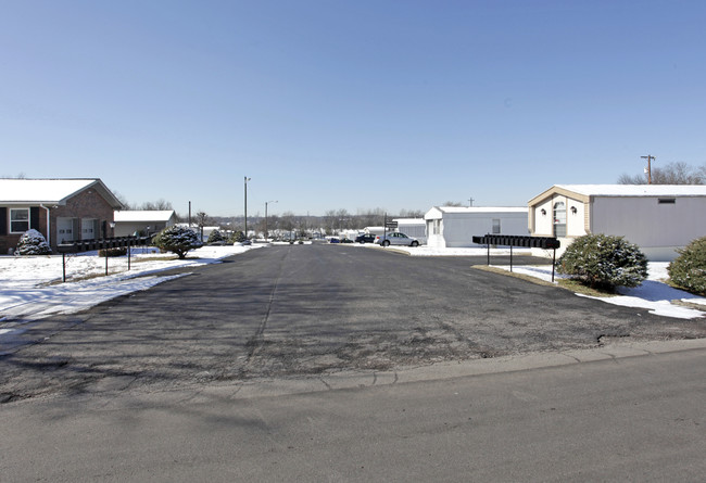 Lakemont Mobile Home Park in Old Hickory, TN - Foto de edificio - Building Photo