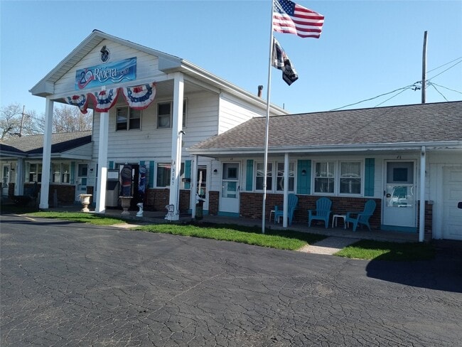 3107 W Lake Rd in Erie, PA - Building Photo - Building Photo