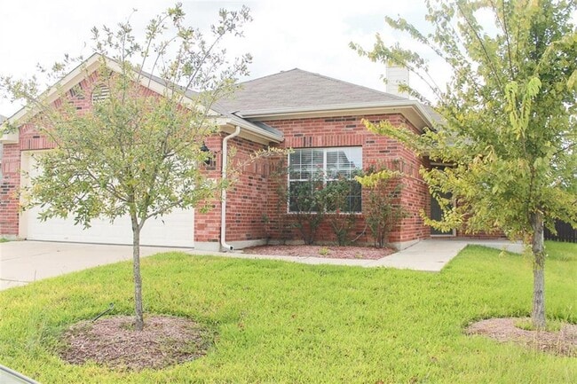 305 Wolverine Pass in Bastrop, TX - Building Photo - Building Photo