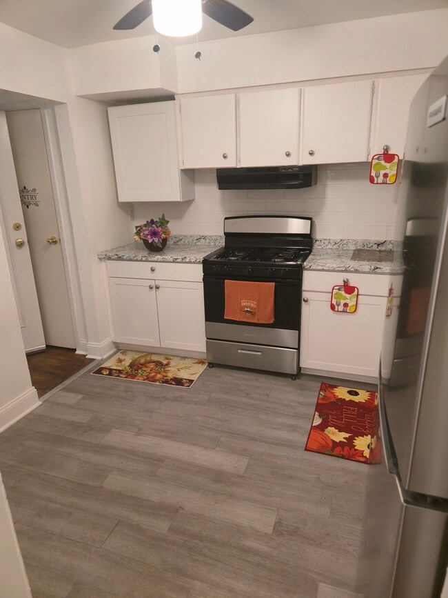 22 Sunset Ave, Unit 1 in Bayonne, NJ - Building Photo - Building Photo