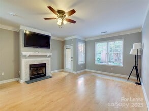 400 Clarice Ave in Charlotte, NC - Building Photo - Building Photo