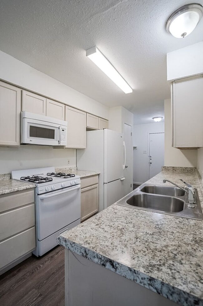 701 Country Aire Dr in Round Rock, TX - Building Photo - Building Photo