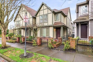 29246 SW Villebois Dr S in Wilsonville, OR - Building Photo