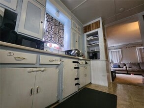 18 Rifton Pl in Walden, NY - Building Photo - Building Photo
