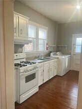 9 Sherman St in Newport, RI - Building Photo - Building Photo