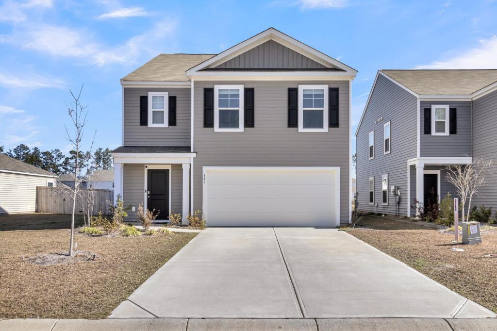 440 White Scallop Wy in Summerville, SC - Building Photo