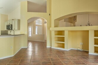 1407 Whispering Woods Way in DeLand, FL - Building Photo - Building Photo