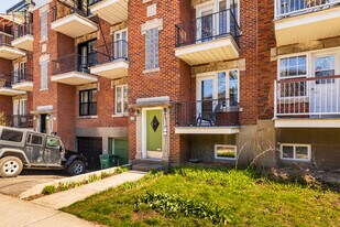 6655 De Lanaudière St in Montréal, QC - Building Photo