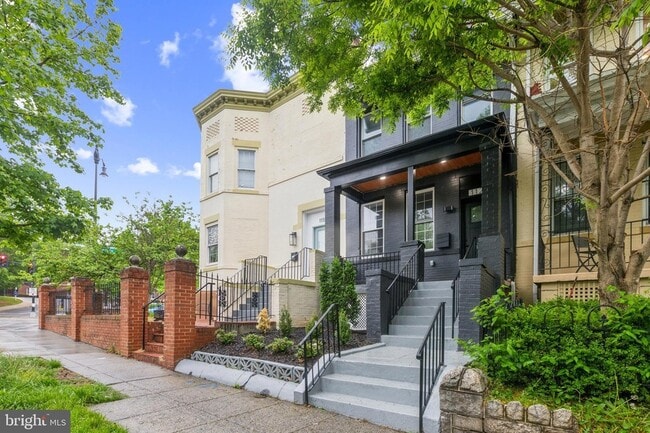 1129 8th St NE in Washington, DC - Building Photo - Building Photo