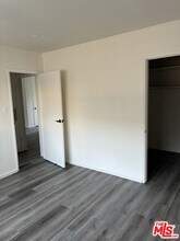 3901 W 7th St in Los Angeles, CA - Building Photo - Building Photo