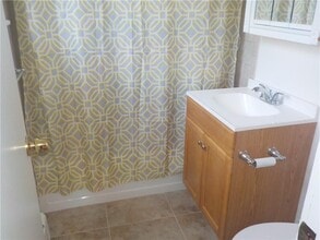 1014 Park Ave in Woonsocket, RI - Building Photo - Building Photo