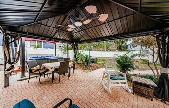 308 E Ross Ave in Tampa, FL - Building Photo - Building Photo