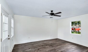 4013 Patty Ann Dr SW in Huntsville, AL - Building Photo - Building Photo