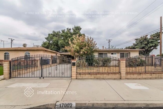 property at 17002 E Bellbrook St