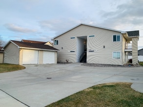 712 Oakmont Rd, Unit Apt 3 in Billings, MT - Foto de edificio - Building Photo