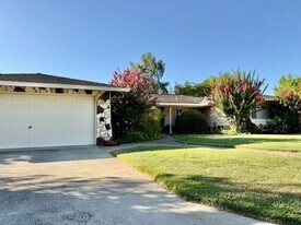 75 Stuart Ct in Los Altos, CA - Building Photo