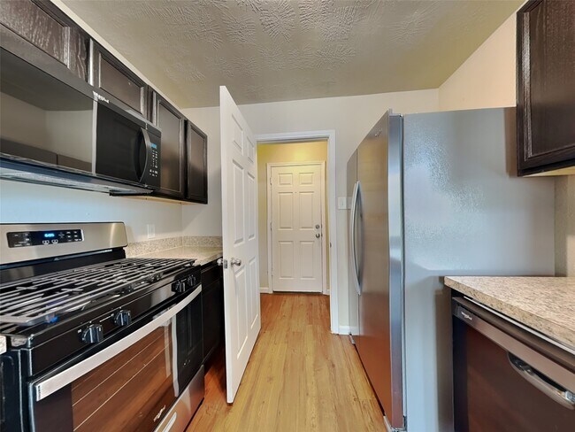 2618 Bammelwood Dr in Houston, TX - Foto de edificio - Building Photo