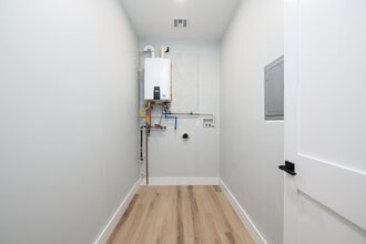 18 Georgia Ave in Port Monmouth, NJ - Foto de edificio - Building Photo