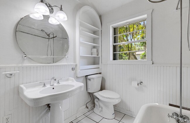 1300 40th St in Sarasota, FL - Building Photo - Building Photo