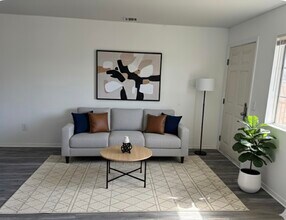 7308 Canby Ave, Unit 7 in Los Angeles, CA - Building Photo - Building Photo