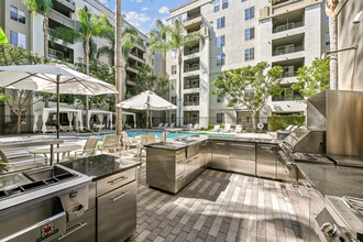 Anara Santa Monica in Santa Monica, CA - Building Photo - Building Photo