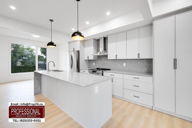 property at 15813-15898 98 Ave NW
