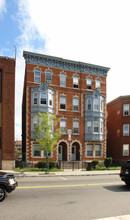 296 Park St in Hartford, CT - Building Photo - Building Photo